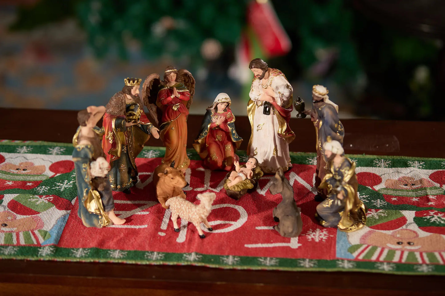 11-Piece Nativity Set – Hand-Painted Resin Christmas Nativity Figurines with Holy Family, Three Wise Men, Angel, Shepherd & Stable Animals – Indoor Holiday & Devotional Decor