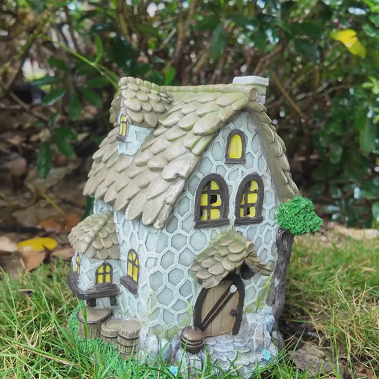 Video of Solar Garden House Statue Garden Light