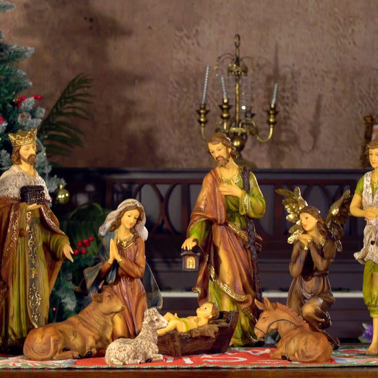 Video of Zayton nativity set 0800