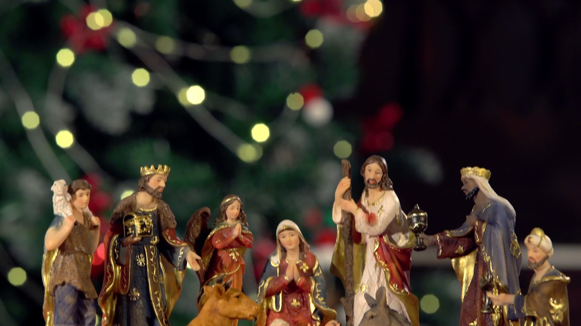 Video of Zayton 11-Piece Nativity Scene Set 0077