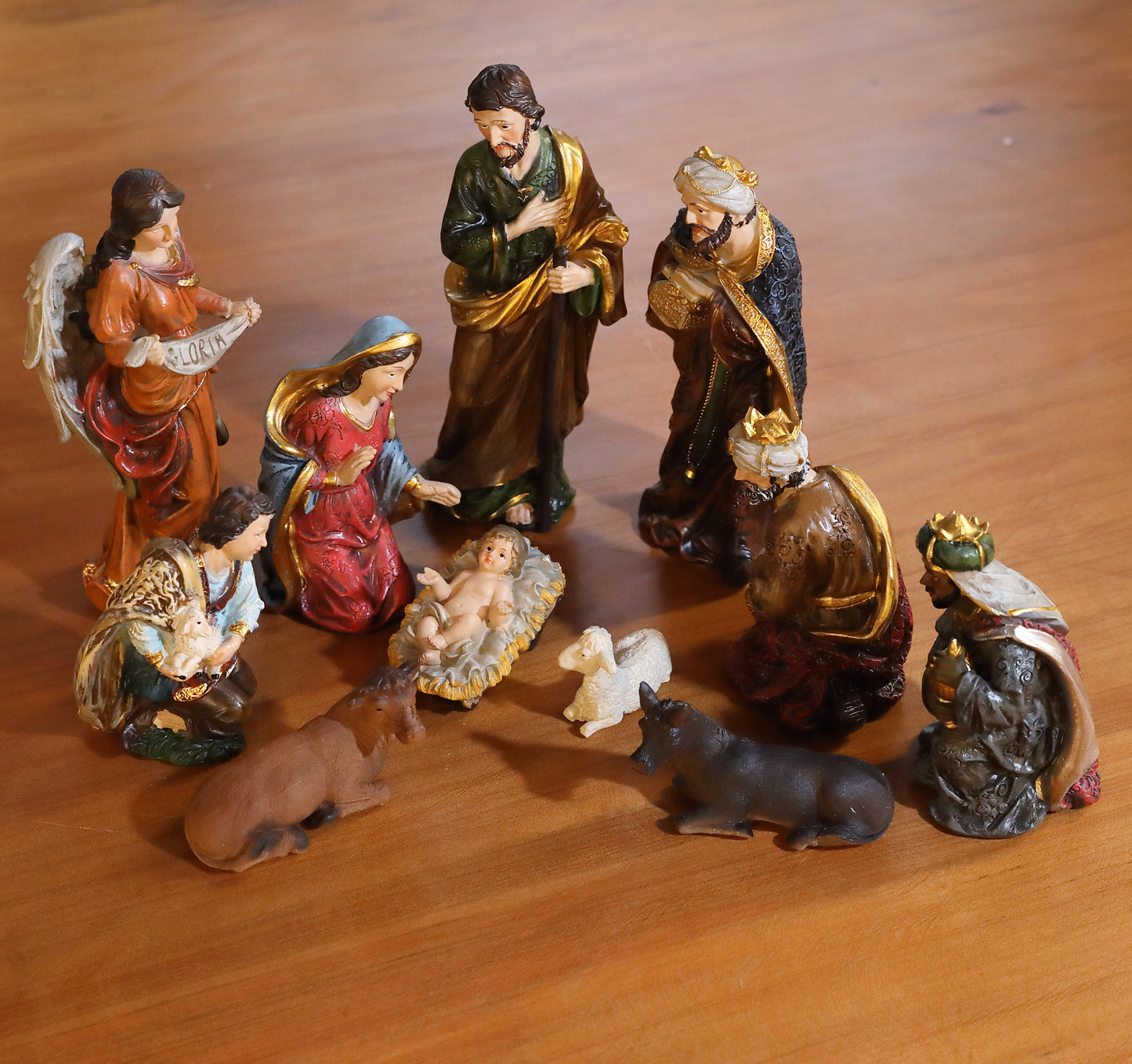 11 Piece Nativity Set, Hand-Painted Resin Christmas Figurines - Indoor Nativity Scene with Holy Family, Three Kings, Angel & Animals